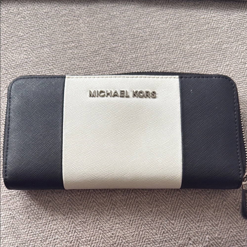 Michael Kors Black and White Wallet